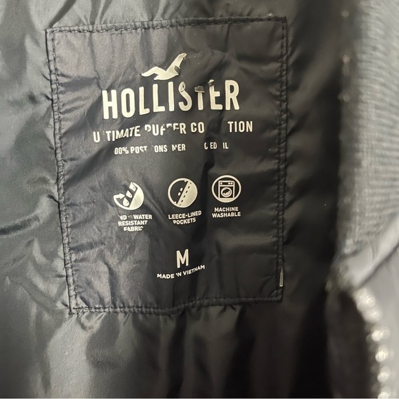 Men’s Hollister Blue Puffer Zip Up Vest Size Medium! - Picture 5 of 6